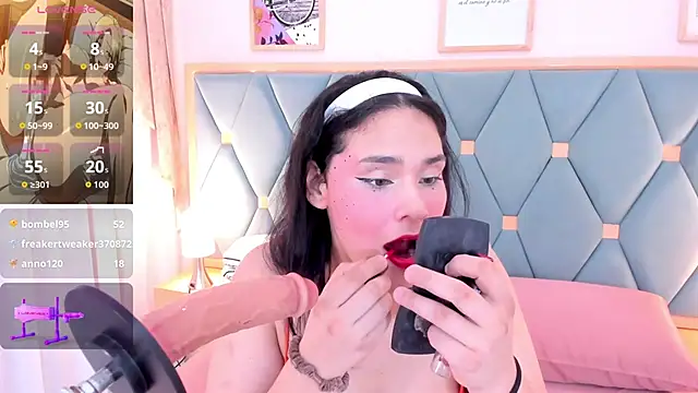 TIFFANY GLOW   online show from 9, 10, 2025