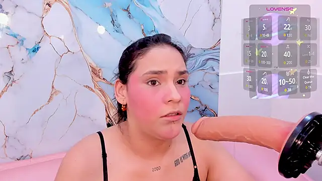 TIFFANY GLOW   online show from 25, 10, 2025