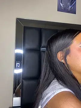 Kendra C online show from 23, 11, 2025