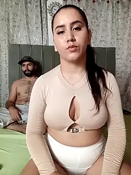 HOTEXTREMCOUPLE online show from 27, 11, 2025