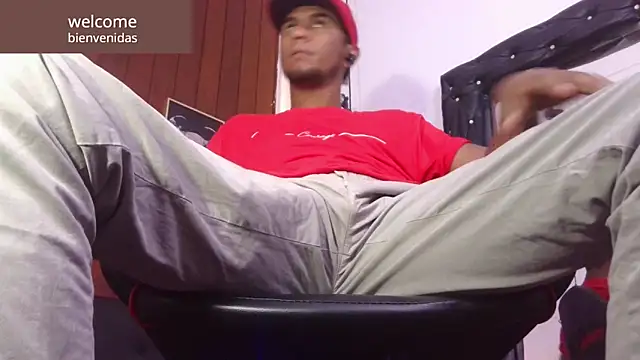 Snapshot of Sander_ath chatting on 15, 10, 2025 Sander ath online show from 15, 10, 2025