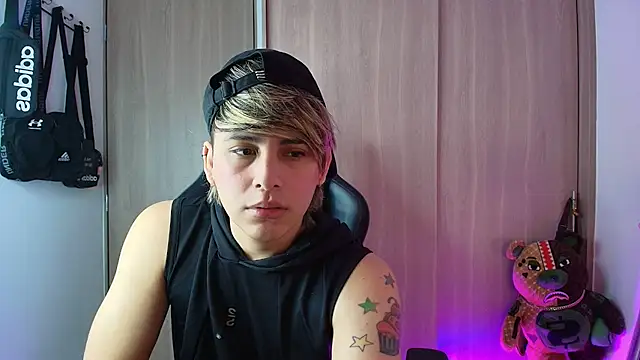 brunothompson3 online show from 25, 9, 2025