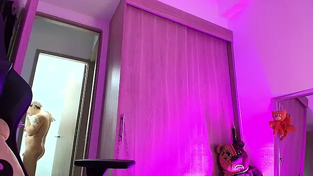 brunothompson3 online show from 14, 9, 2025