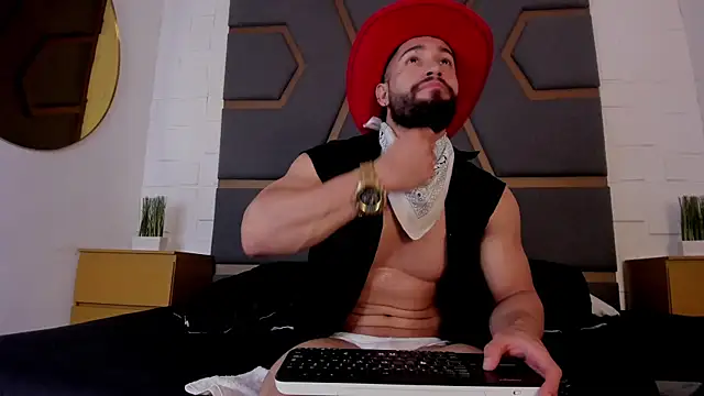 massimofiore  online show from 14, 11, 2025