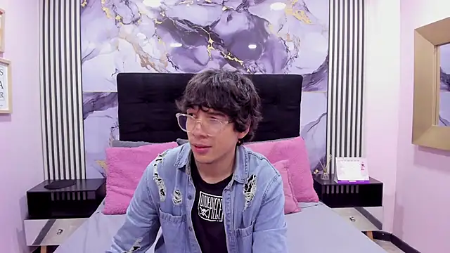 Desire Ecstasy online show from 2, 12, 2025