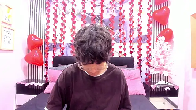 Desire Ecstasy online show from 14, 2, 2026