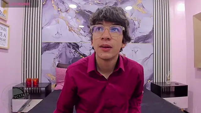 Desire Ecstasy online show from 6, 11, 2025