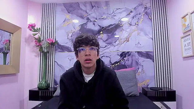 Desire Ecstasy online show from 15, 10, 2025