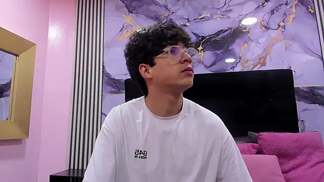 Desire Ecstasy online show from 17, 1, 2026