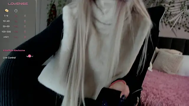 Kira Key online show from 29, 11, 2025