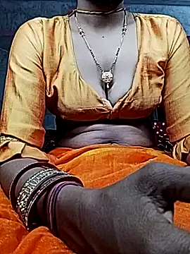 Hut rotu cute online show from 4, 12, 2025