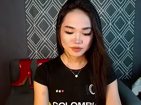 hugesignificant 69 online show from 10, 10, 2025