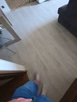 bigdicksklave online show from 24, 5, 2026