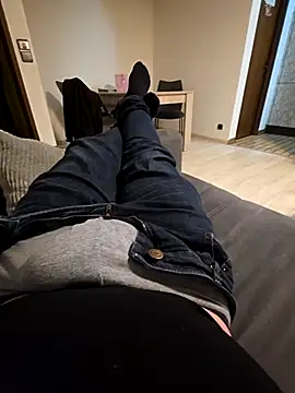 bigdicksklave online show from 8, 2, 2026