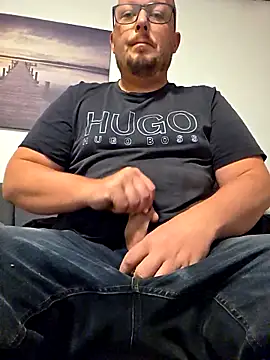 bigdicksklave online show from 3, 10, 2025