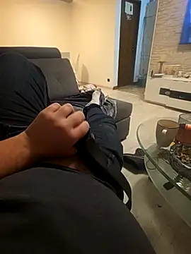 bigdicksklave online show from 23, 2, 2026