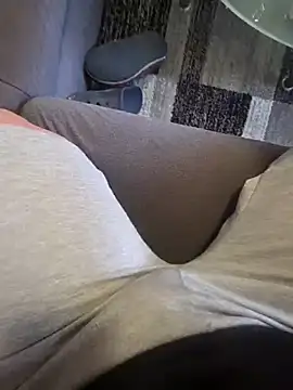 bigdicksklave online show from 5, 4, 2026