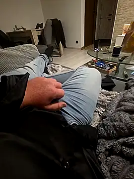 bigdicksklave online show from 4, 11, 2025