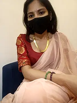 TheSassyGirl7 online show from 13, 12, 2025