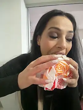 Bella Vixen  online show from 29, 10, 2025