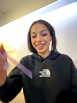 Bella Vixen  online show from 13, 10, 2025