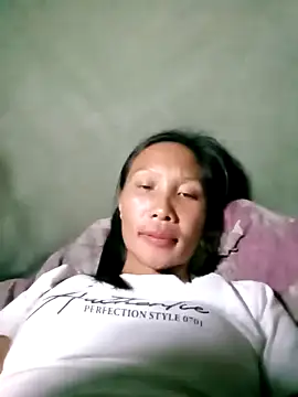 Lisa pusy online show from 5, 10, 2025