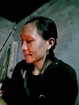 Lisa pusy online show from 11, 11, 2025