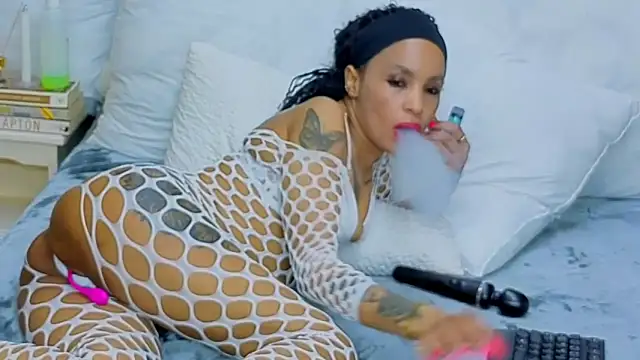 CaramelNatashaxx online show from 26, 10, 2025