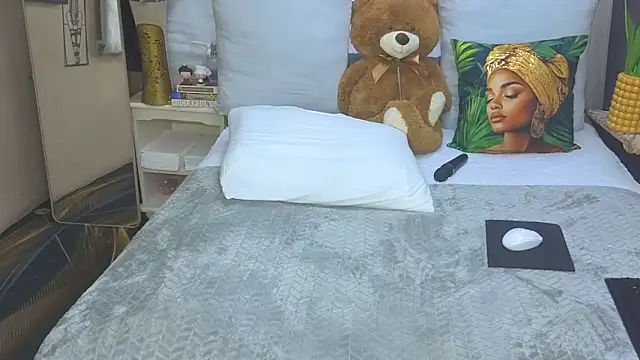 CaramelNatashaxx online show from 25, 3, 2026