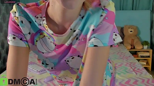 Aurora Bennet online show from 3, 11, 2025