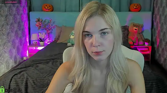 Aurora Bennet online show from 22, 10, 2025