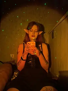 n1ghtcloud online show from 26, 10, 2025