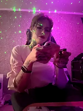 n1ghtcloud online show from 22, 9, 2025