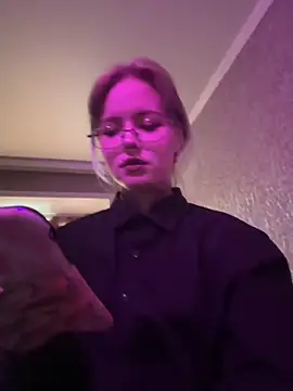 n1ghtcloud online show from 24, 9, 2025