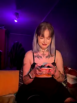 n1ghtcloud online show from 19, 9, 2025