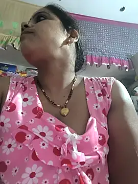 Snapshot of Setty54 chatting on 28, 10, 2025 Setty54 online show from 28, 10, 2025