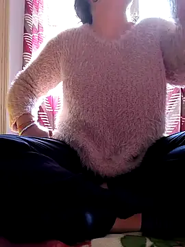 Snapshot of queenbuggi chatting on 6, 2, 2026 queenbuggi online show from 6, 2, 2026