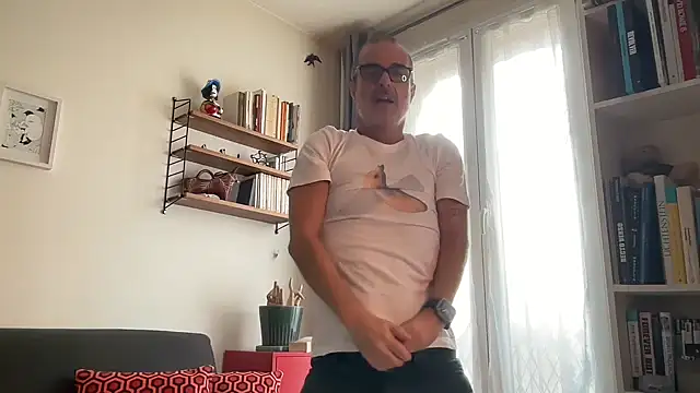 Milkywaymen online show from 17, 10, 2025