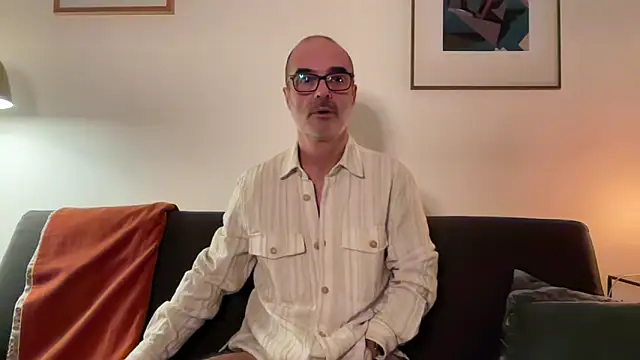 Snapshot of Milkywaymen chatting on 2, 2, 2026 Milkywaymen online show from 2, 2, 2026