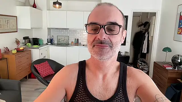 Milkywaymen online show from 12, 3, 2026