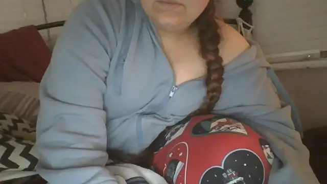 Snapshot of lu_official1 chatting on 11, 11, 2025 lu official1 online show from 11, 11, 2025