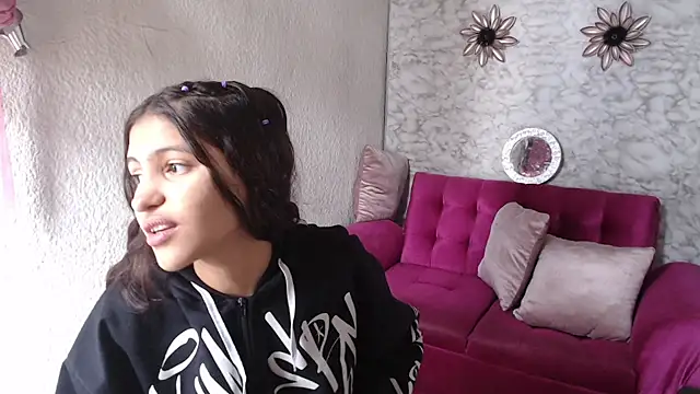 Evagirl69 online show from 3, 6, 2026