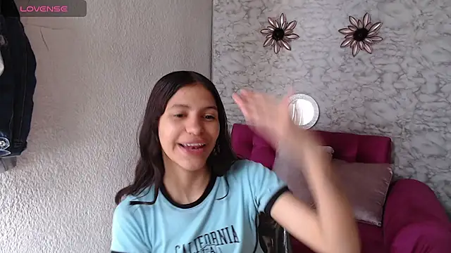 Snapshot of Evagirl69 chatting on 17, 7, 2026 Evagirl69 online show from 17, 7, 2026