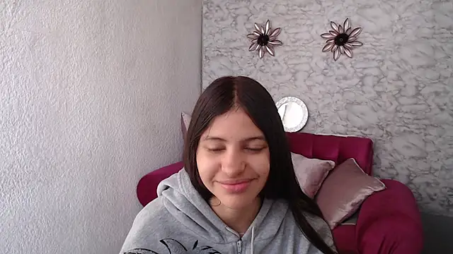 Evagirl69 online show from 10, 2, 2026