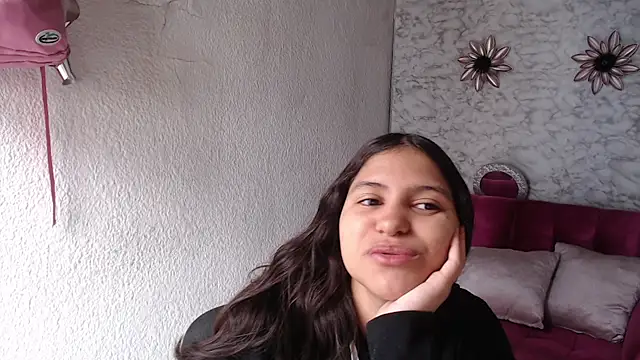 Evagirl69 online show from 6, 5, 2026