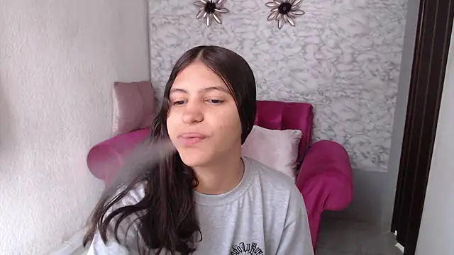 Evagirl69 online show from 13, 3, 2026