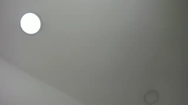 Snapshot of scarletross_ chatting on 4, 3, 2026 scarletross online show from 4, 3, 2026