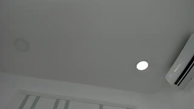 Snapshot of scarletross_ chatting on 28, 2, 2026 scarletross online show from 28, 2, 2026