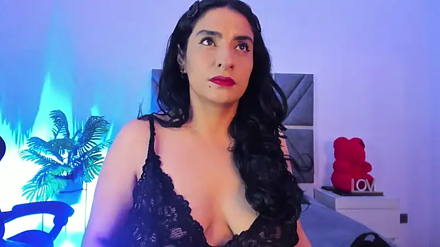 Snapshot of AlombraMorris chatting on 20, 9, 2025 AlombraMorris online show from 20, 9, 2025