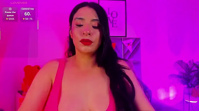 Snapshot of AlombraMorris chatting on 11, 7, 2026 AlombraMorris online show from 11, 7, 2026